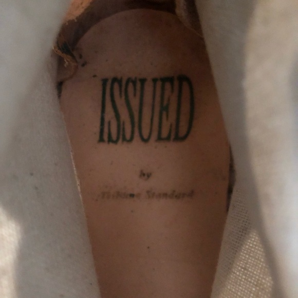 Issued Size 8 Bootie - Picture 5 of 5